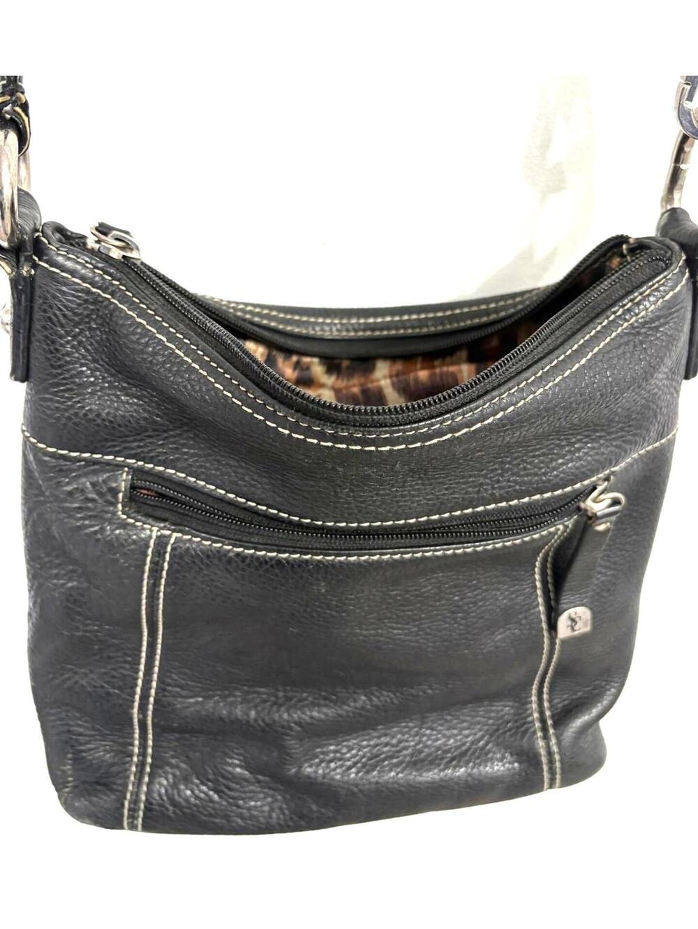 *SUMMER SALE*Sophia Caperelli Black Leather Silver Detail Crossbody - Picture 6 of 6